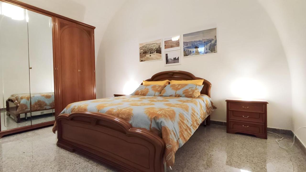 B&B Sotto L'Arco Гравина-ин-Пулья Экстерьер фото